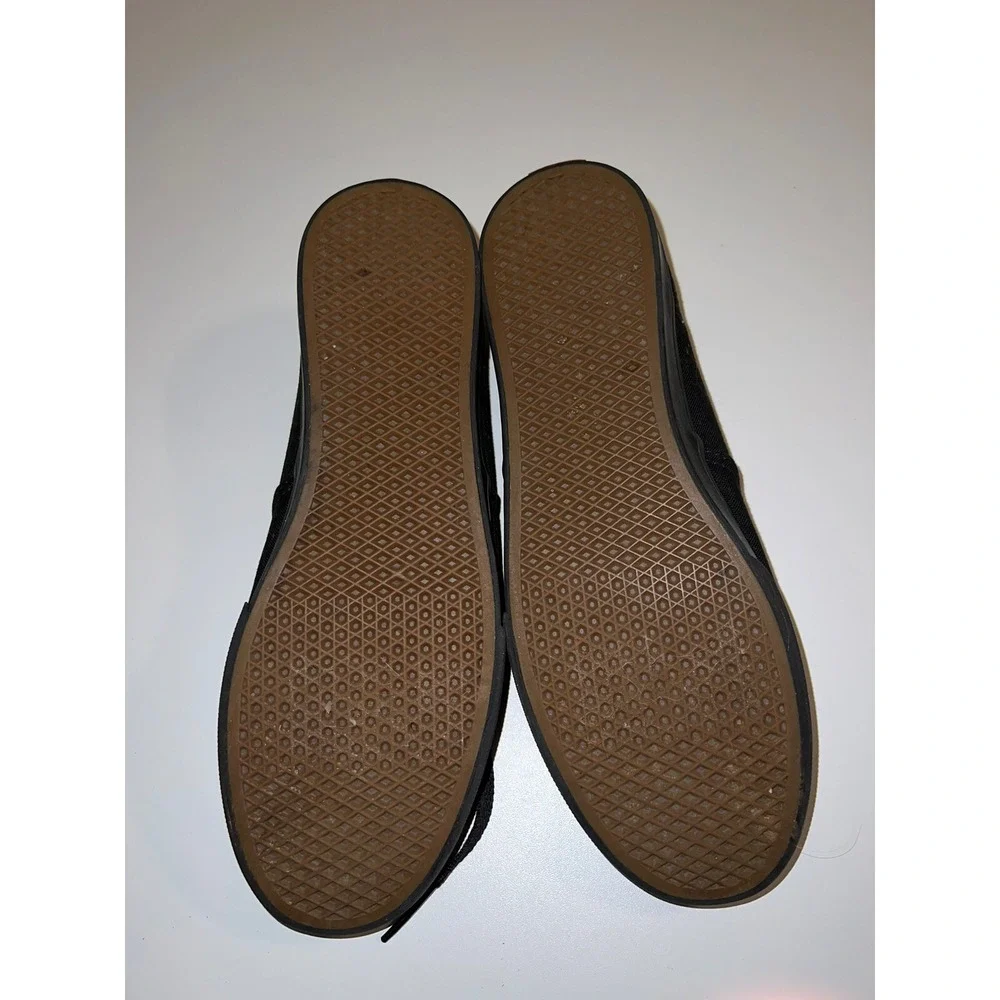 Vans Off The Wall shoes. Men's 7, Women's 8.5